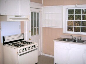 35 Ryan St in Chickasaw, AL - Building Photo - Building Photo