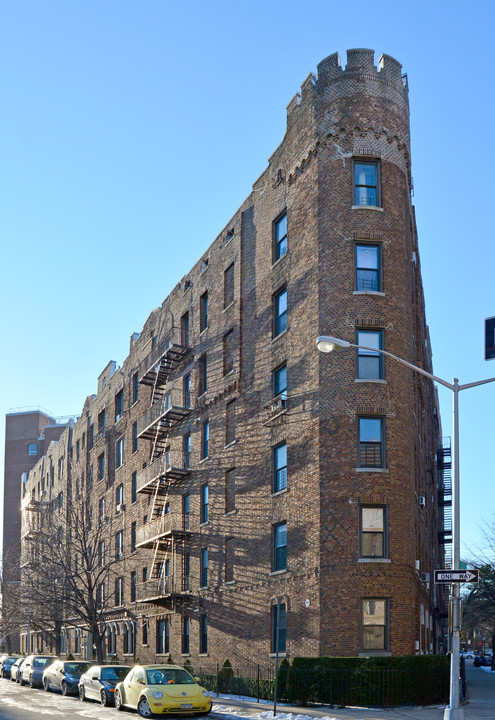 723 E 27th St in Brooklyn, NY - Foto de edificio