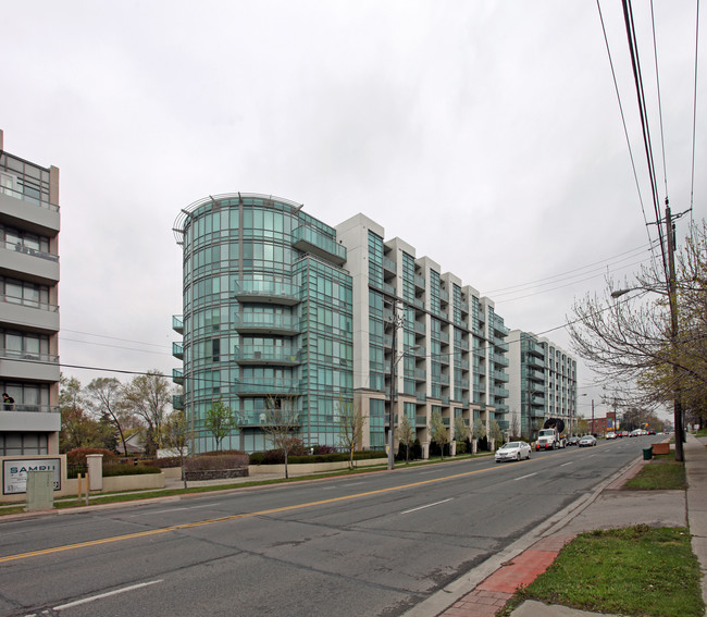 3830 Bathurst St in Toronto, ON - Building Photo - Primary Photo