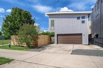705 Nicholson St in Houston, TX - Building Photo - Building Photo