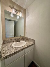 6914 Wheatland Ln NE in Keizer, OR - Building Photo - Building Photo