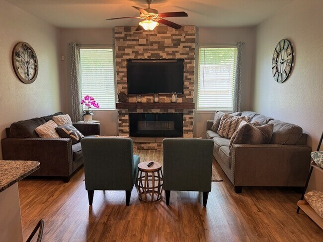 11502 Castle Nugent Ct in Panorama Village, TX - Building Photo - Building Photo