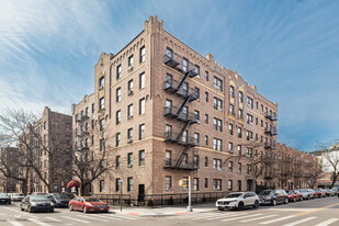 2808 35th St in Long Island City, NY - Building Photo
