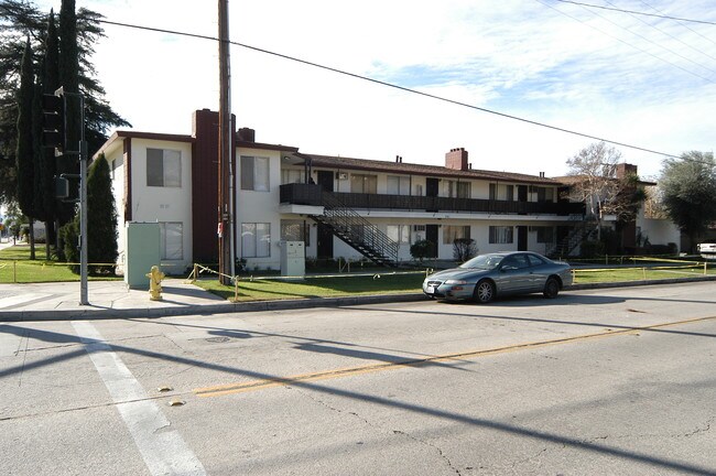501 W 34th St in San Bernardino, CA - Building Photo - Building Photo