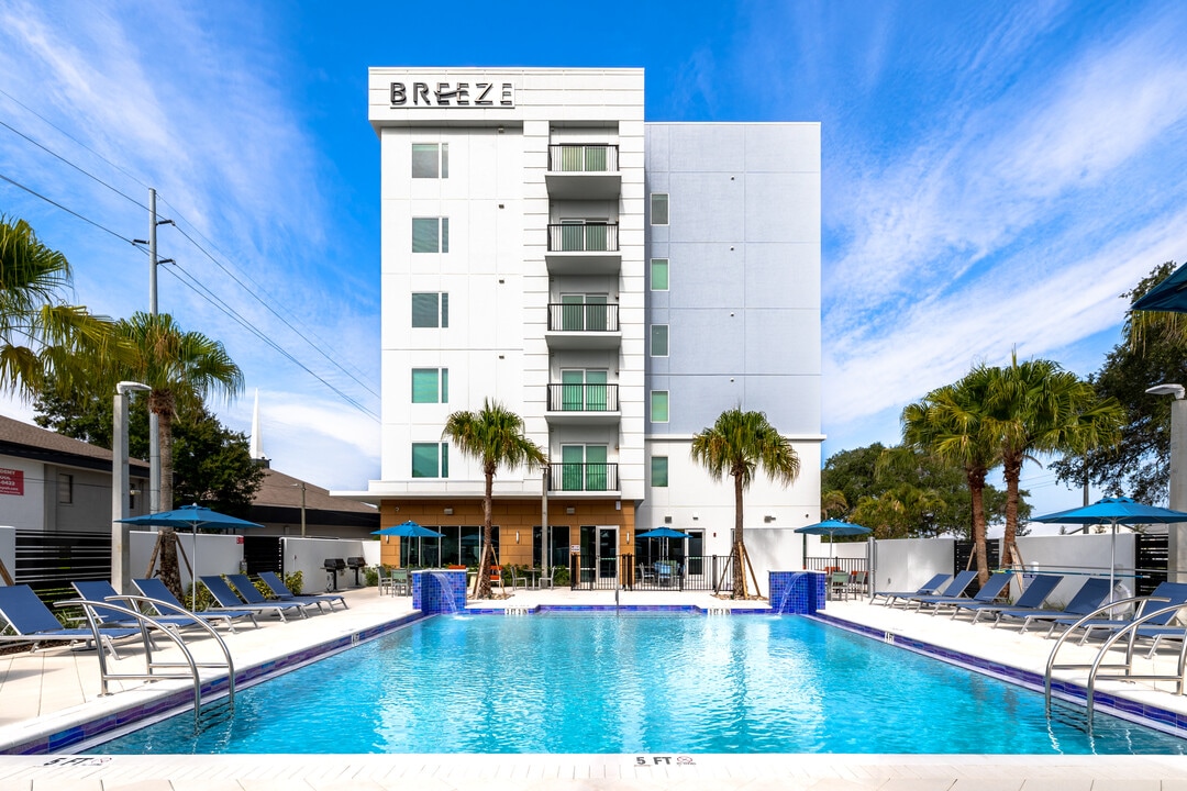 The Breeze in Winter Haven, FL - Foto de edificio