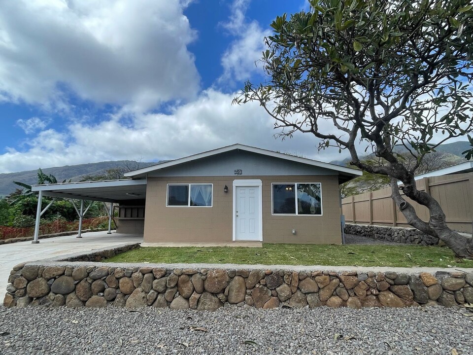 1550 Nukuna Pl in Wailuku, HI - Building Photo