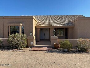 8124 E Oasis St in Mesa, AZ - Building Photo - Building Photo