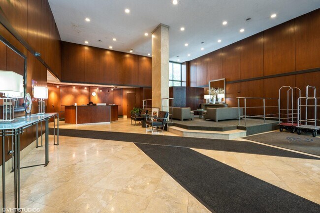 5100 N Marine Dr in Chicago, IL - Building Photo - Building Photo