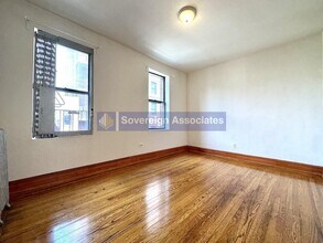 64 W 108th St in New York, NY - Building Photo - Building Photo