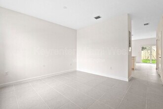 12136 SW 268th St in Homestead, FL - Building Photo - Building Photo