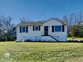 1317 Davidson St in Nashville, TN - Building Photo