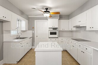1821 Oakdale Dr W in Wilson, NC - Building Photo - Building Photo