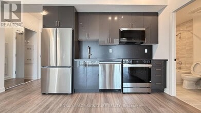 1010 Sandy Beach Rd in Pickering, ON - Building Photo - Building Photo