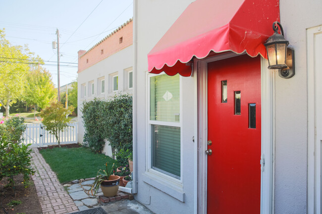 2790 21st St in Sacramento, CA - Building Photo - Building Photo