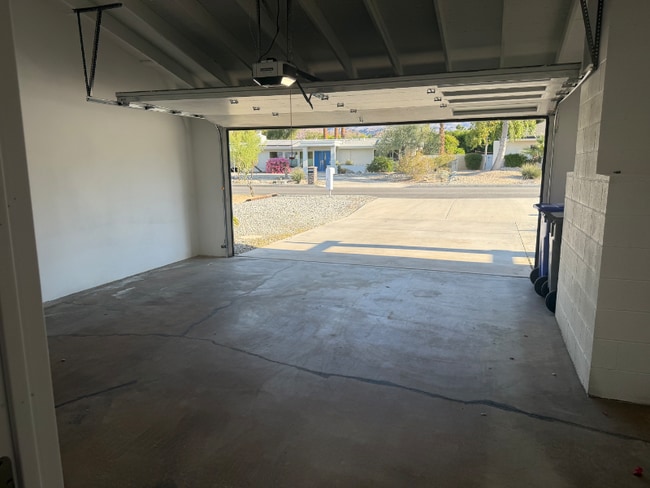 74320 Covered Wagon Trail in Palm Desert, CA - Building Photo - Building Photo