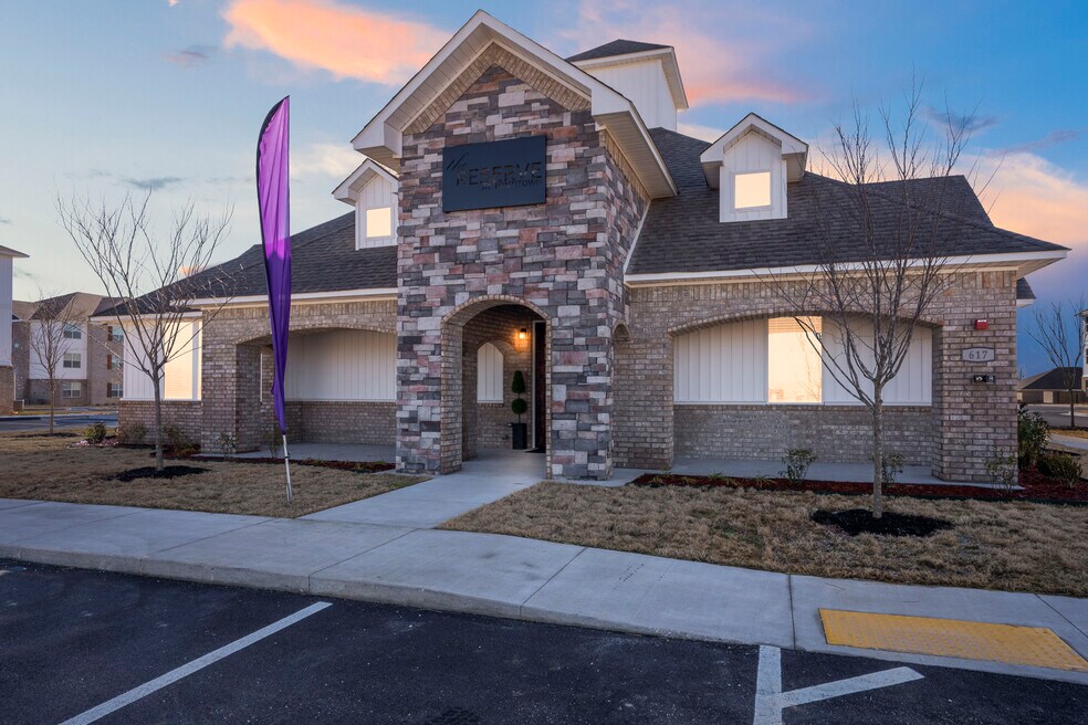 The Mansion at Mill Creek 55+ Apartments Springdale, AR Apartments