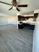 317 E Hazel St-Unit -6 in Inglewood, CA - Building Photo - Building Photo