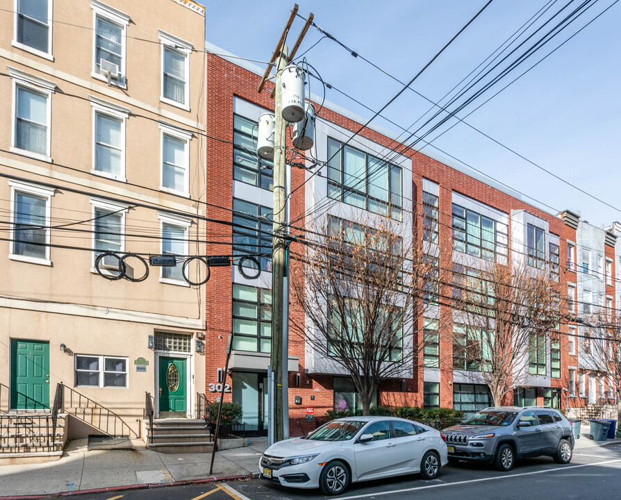 302 Monroe St in Hoboken, NJ - Foto de edificio