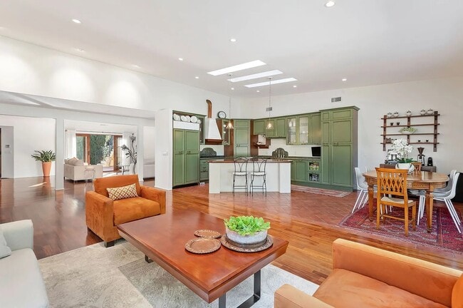 937 Camino Viejo Rd in Santa Barbara, CA - Building Photo - Building Photo