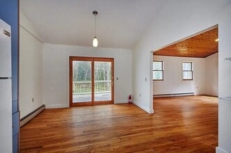 483 Montague Rd in Shutesbury, MA - Building Photo - Building Photo