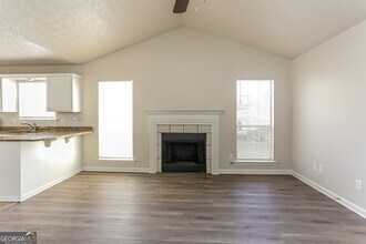 8147 Mountain Pass in Riverdale, GA - Building Photo - Building Photo