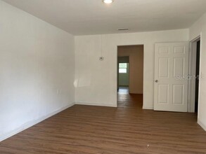 4115 W Comanche Ave-Unit -B in Tampa, FL - Building Photo - Building Photo