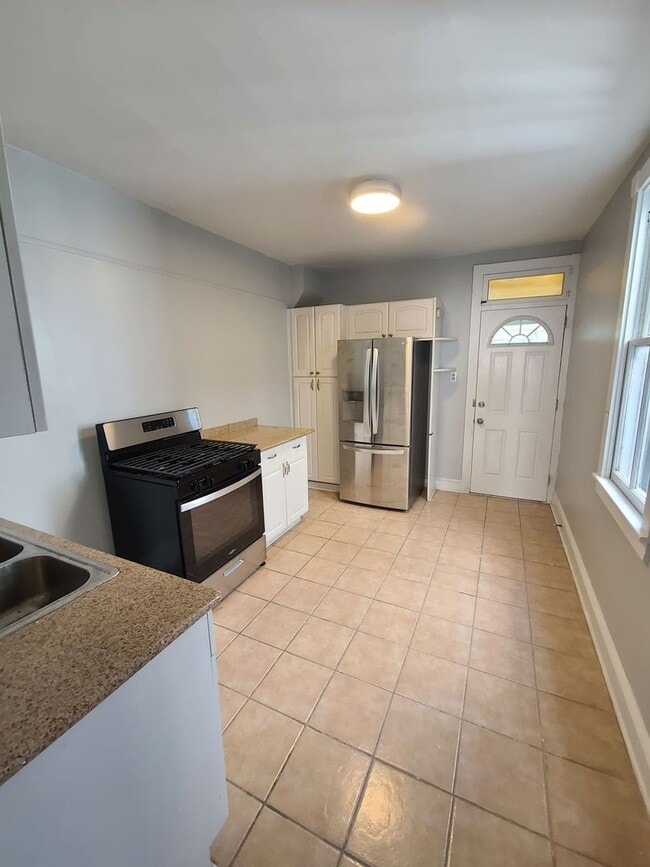 1650A Cotton St in Reading, PA - Building Photo - Building Photo