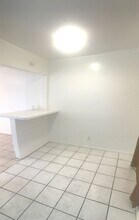 1235 W 90th St in Los Angeles, CA - Building Photo - Building Photo