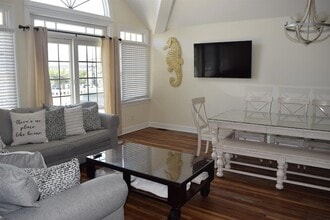 205 W Brigantine Ave in Brigantine, NJ - Foto de edificio - Building Photo