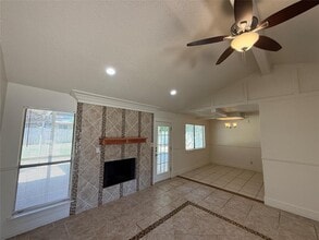 8906 Pineridge Dr in Austin, TX - Building Photo - Building Photo