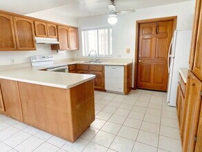 35424 N 15th Ave in Phoenix, AZ - Building Photo - Building Photo