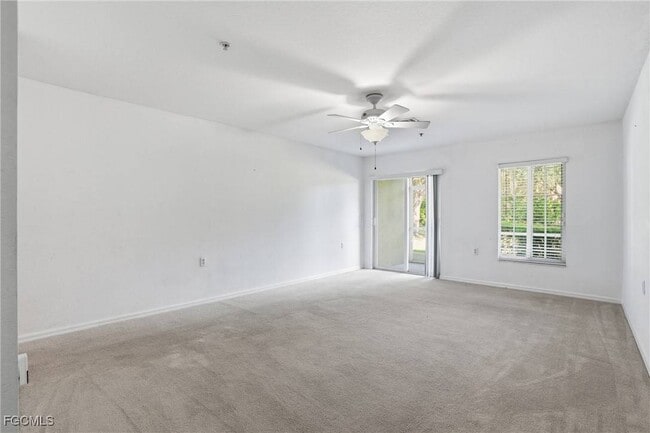 9409 Ivy Brook Run in Ft. Myers, FL - Building Photo - Building Photo