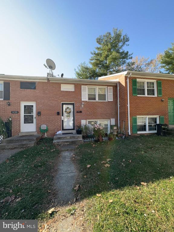 property at 14386 Berkshire Dr