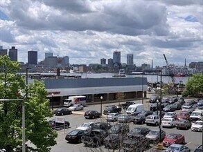250 Meridian St in Boston, MA - Building Photo - Building Photo