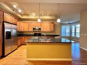 7865 Vallagio Ln in Englewood, CO - Foto de edificio - Building Photo