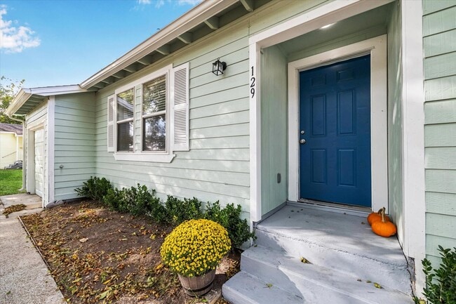 129 E 6th St in Deer Park, TX - Building Photo - Building Photo