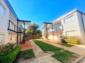 5415 Scott St in Houston, TX - Building Photo