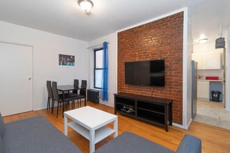331 E 92nd St in New York, NY - Building Photo - Building Photo