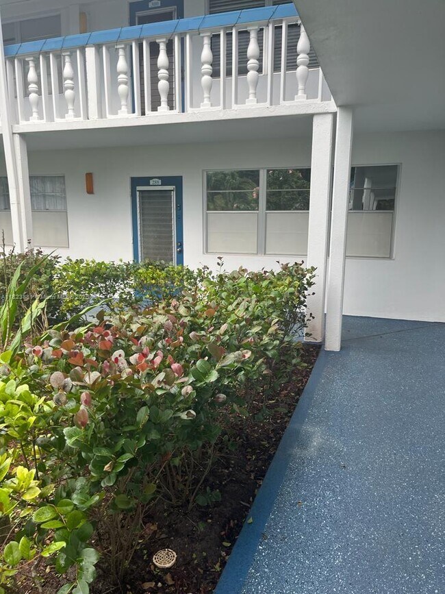 property at 288 North Dr