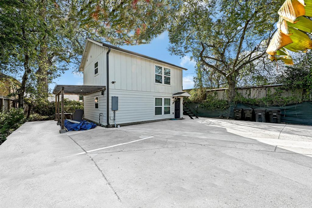 311 Clifton St-Unit -C in Houston, TX - Building Photo