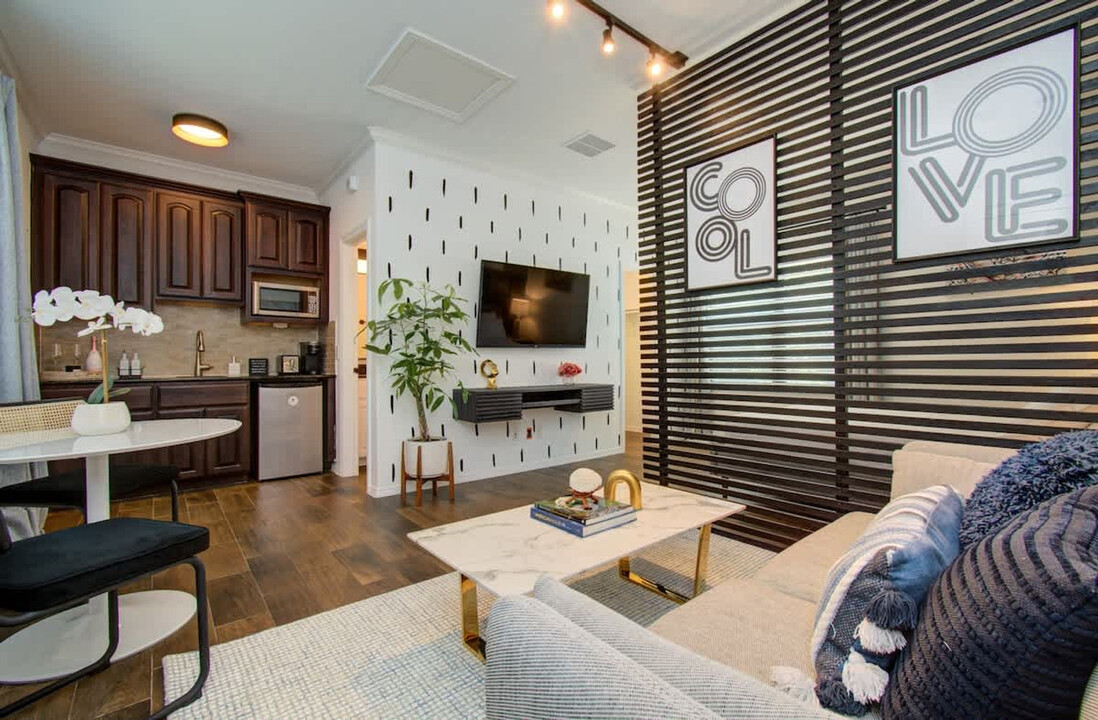 207 W 26th St in Houston, TX - Building Photo