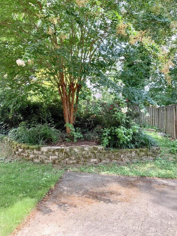 4068 Beaver Oaks Dr in Duluth, GA - Building Photo - Building Photo