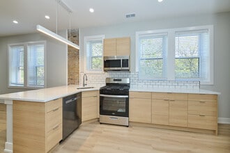 2876 W 21st Pl in Chicago, IL - Building Photo - Building Photo
