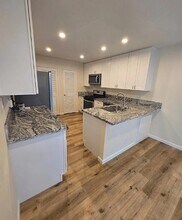 22 Exeter, Unit 22 Exeter in Irvine, CA - Foto de edificio - Building Photo