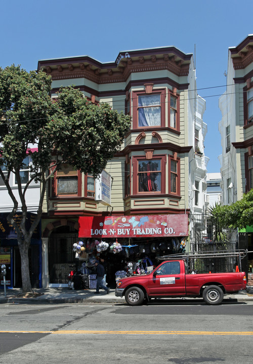 2419-2429 Mission St in San Francisco, CA - Building Photo