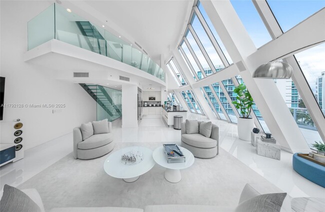 2950 NE 188th St in Aventura, FL - Foto de edificio - Building Photo
