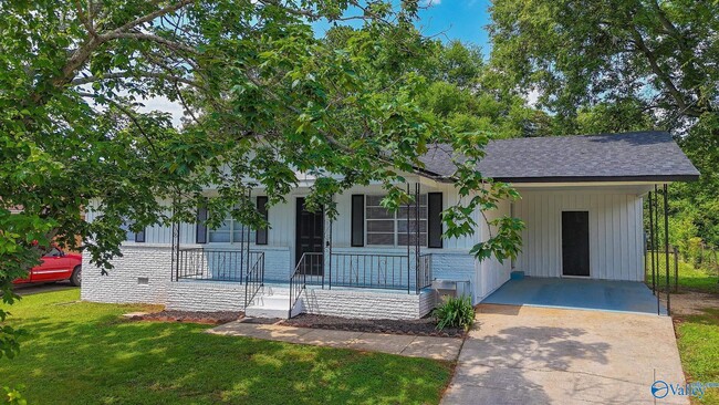 property at 629 Dawson Terrace NW