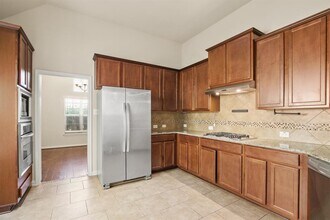 2478 Santa Barbara Loop in Round Rock, TX - Building Photo - Building Photo