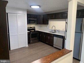 11815 Quassia Court in Germantown, MD - Building Photo - Building Photo