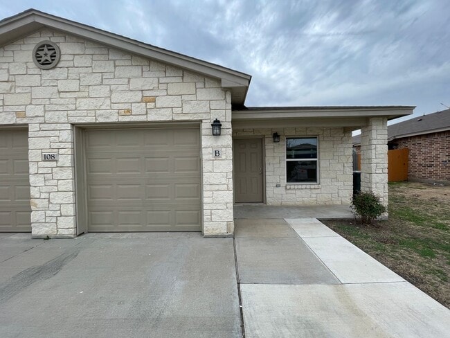 108 Lowes Blvd in Killeen, TX - Building Photo - Building Photo